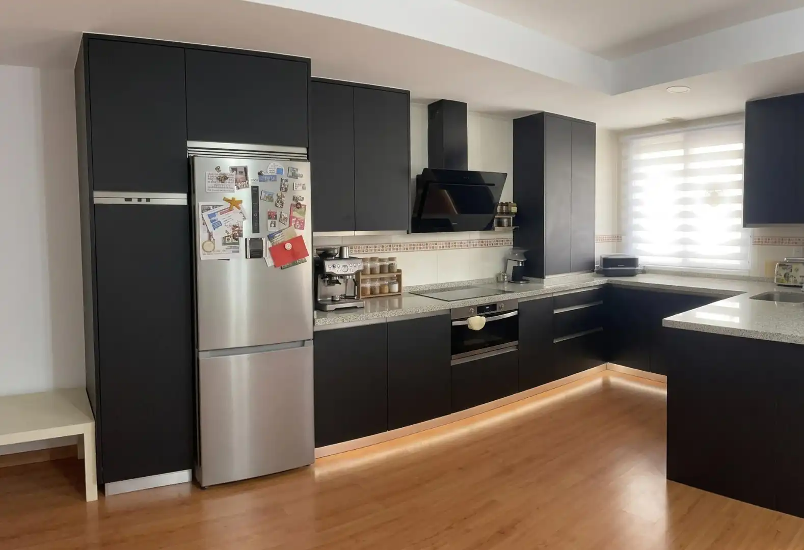 Cocina de Piso en venta en Cogollos de la Vega con Parquet