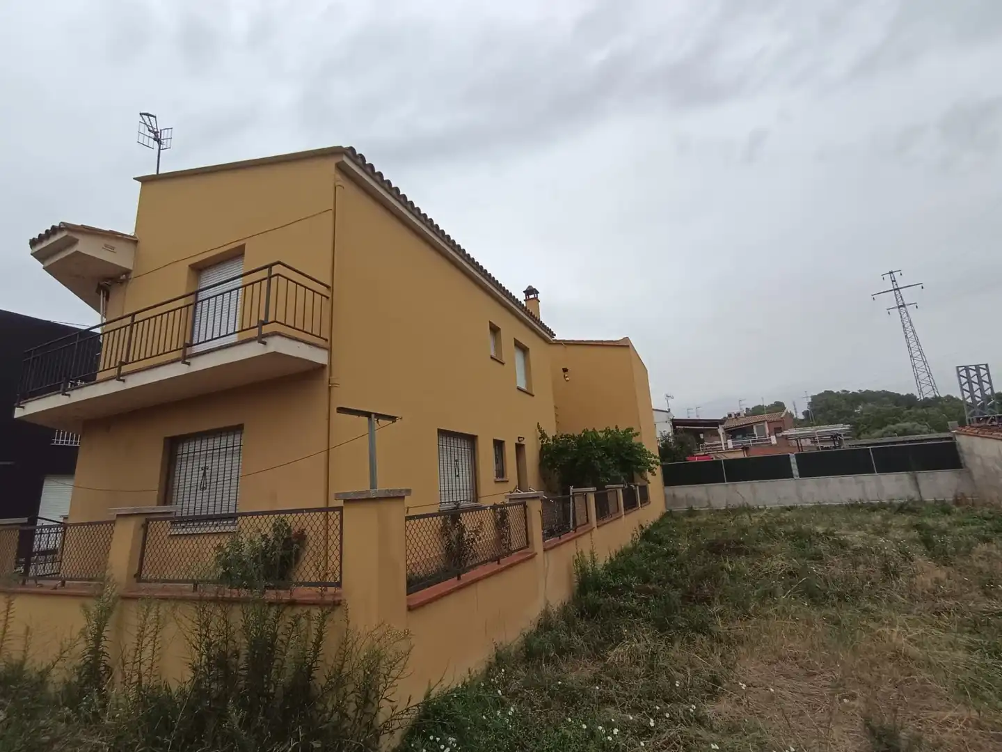Vista exterior de Casa o chalet en venta en Sant Julià de Ramis con Calefacción, Terraza y Trastero