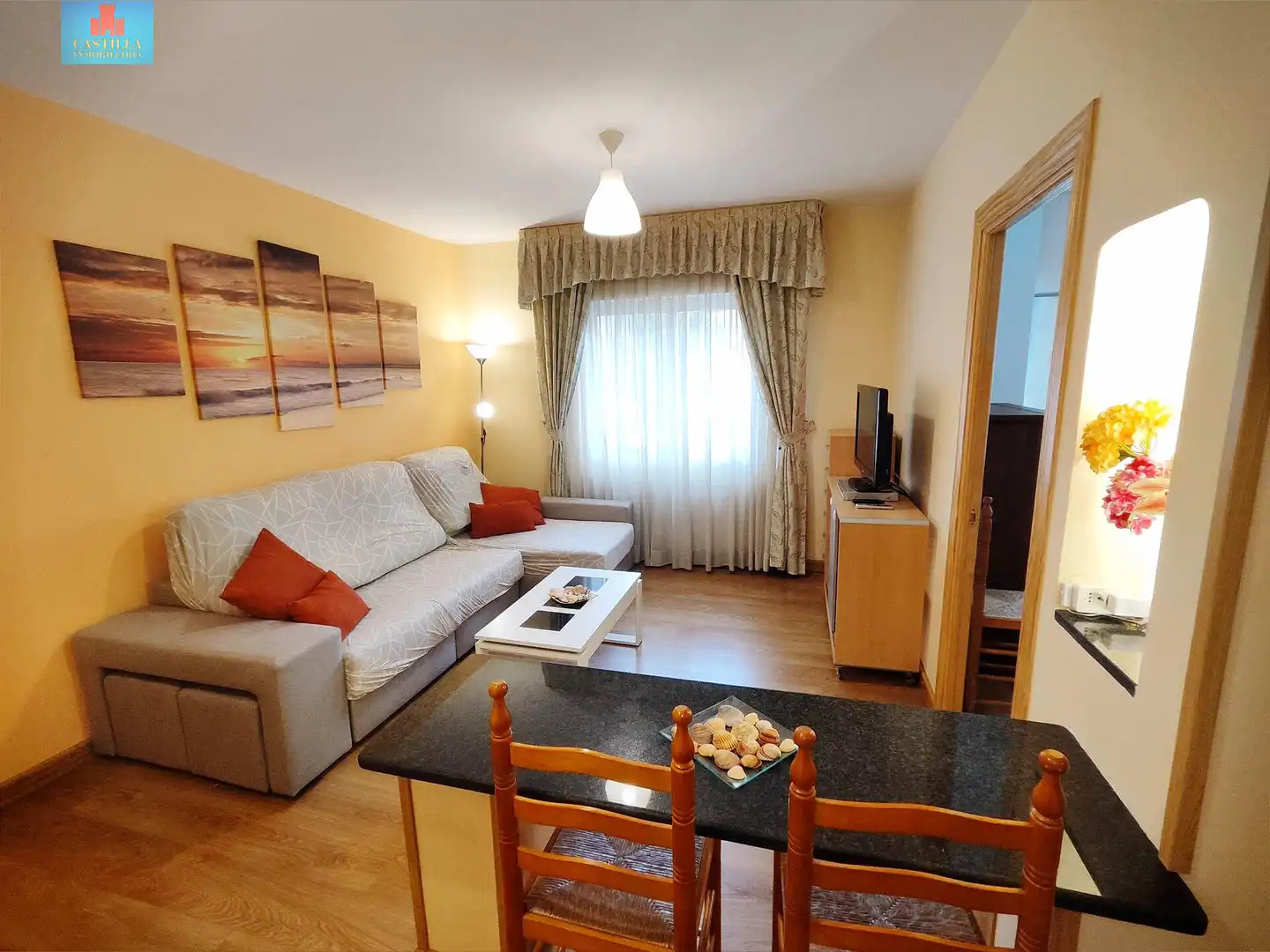 Sala de estar de Piso en venta en Ávila con Calefacción y Amueblado