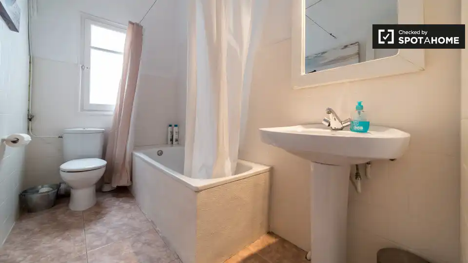 Flat with terrace to rent in L'Eixample, imagen 19