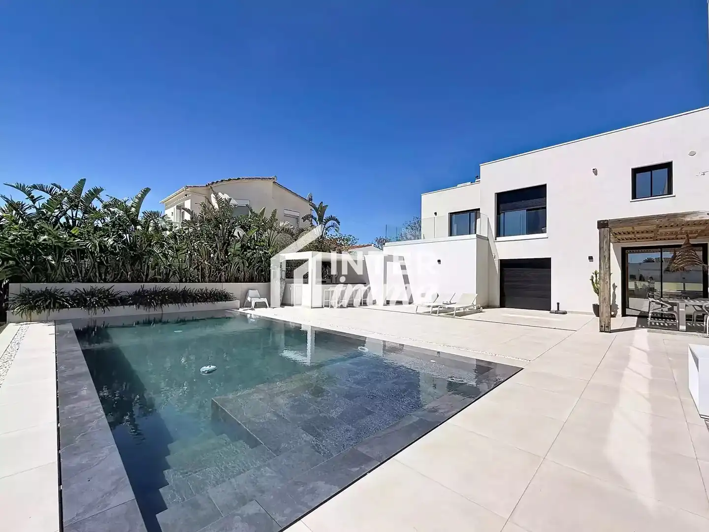 Vista exterior de Casa o chalet en venta en Empuriabrava con Aire acondicionado, Calefacción y Terraza