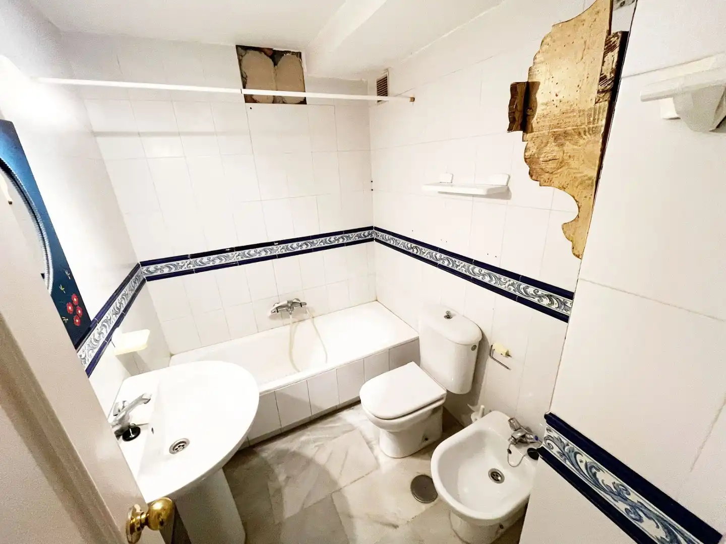 Bany de Apartament en venda en Benalmádena amb Piscina comunitària