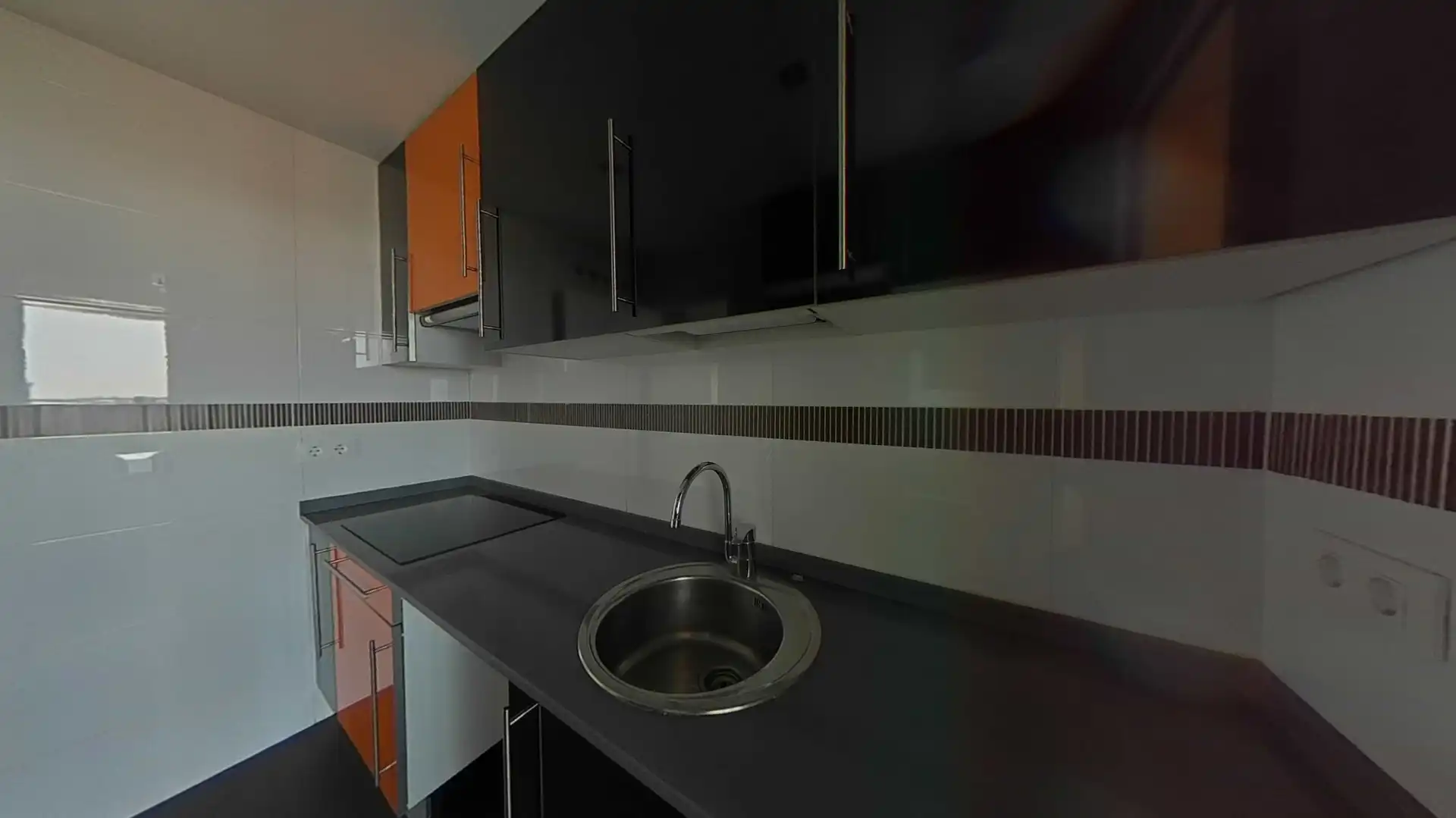 Cocina de Piso en venta en Madrid con Parquet, Trastero y Piscina