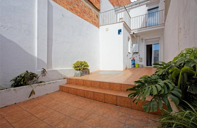 Casa adosada en Venta en Barri del Centre