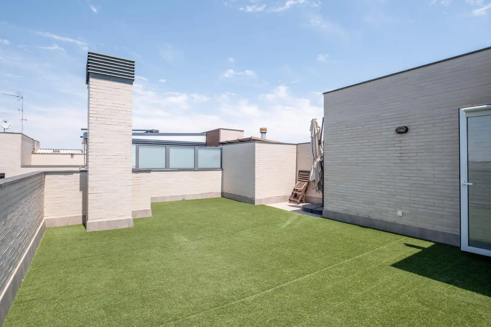 Terraza de Ático en venta en Zaragoza con Calefacción, Jardín privado y Terraza