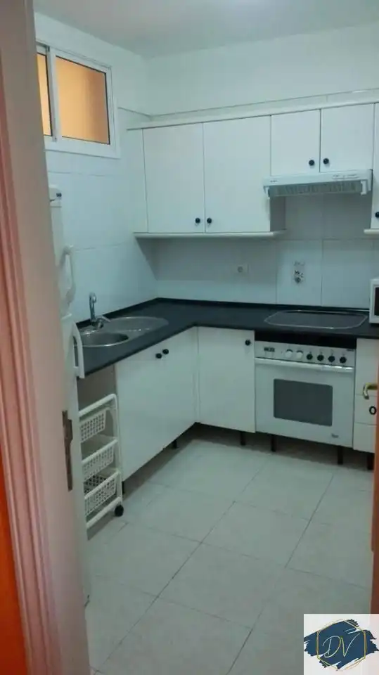 Cocina de Piso de alquiler en San Cristóbal de la Laguna con Trastero, Amueblado y Balcón