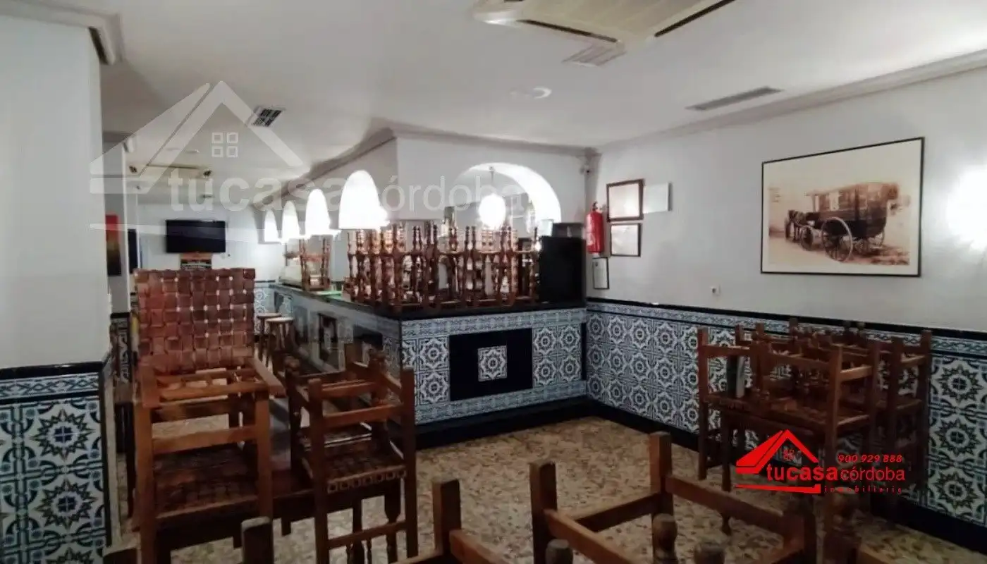 Local en venta en Poniente-Sur