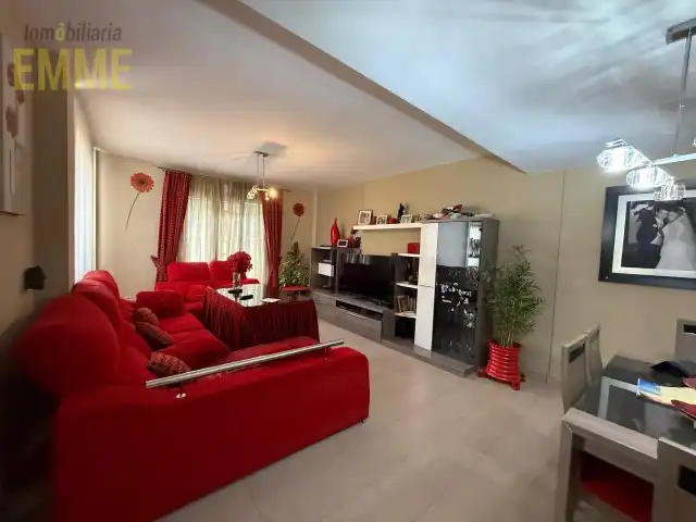 Sala d'estar de Casa o xalet en venda en Ronda amb Aire condicionat, Calefacció i Jardí privat