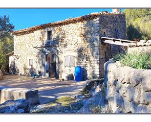 Vista exterior de Finca rústica en venda en Mancor de la Vall amb Jardí privat i Terrassa