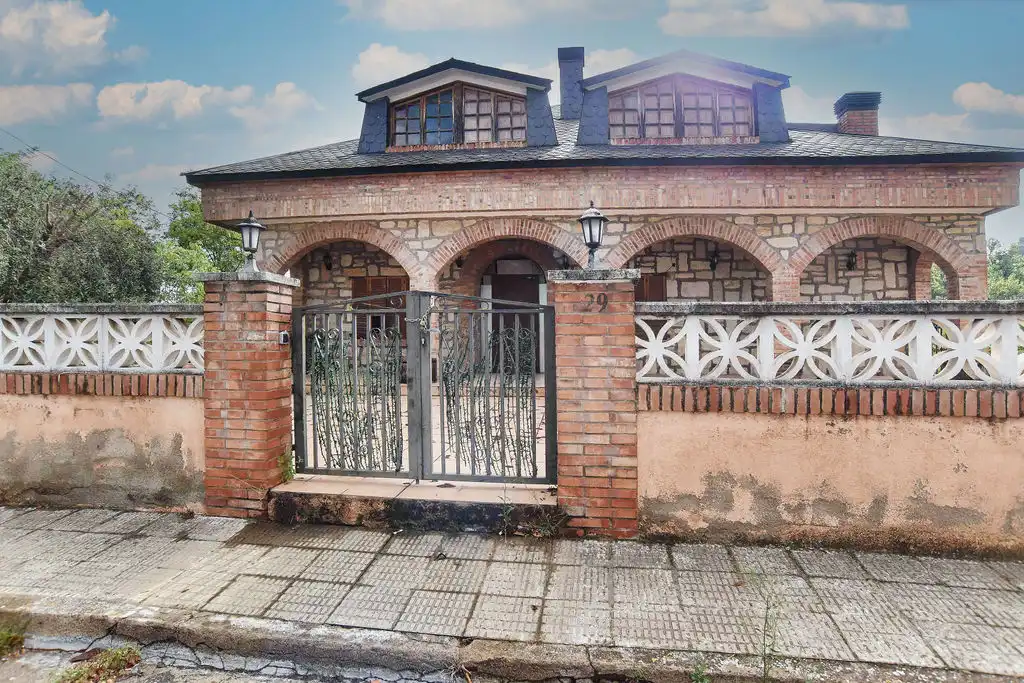 Detached house for sale in C/ Can Ribas