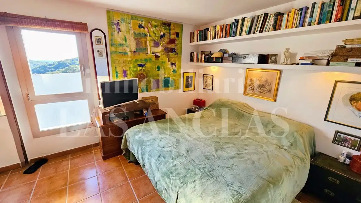 Habitación de Ático en venta en Santa Eulària des Riu con Aire acondicionado y Piscina comunitaria