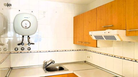 Foto 3 de Piso en venta en Avenida de la Aeronáutica, 9, Urbadiez - Entrepuentes, Sevilla Capital