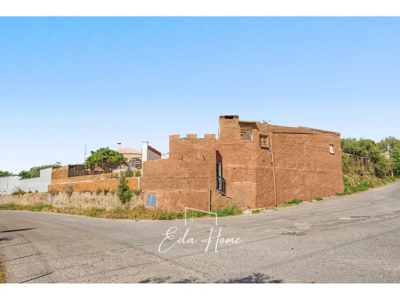 Exterior view of Houses for sale in Vilanova i la Geltrú