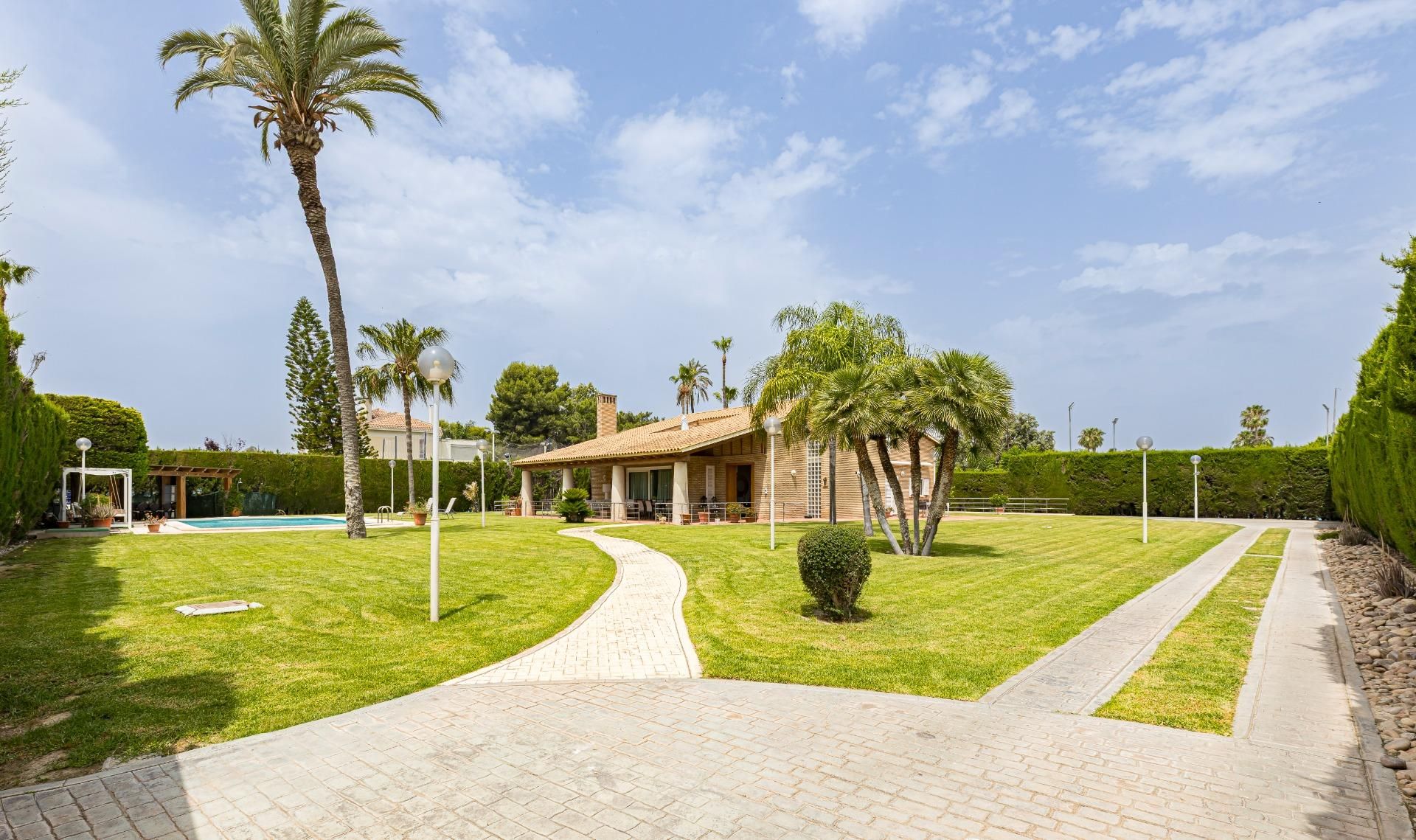 Exterior view of House or chalet for sale in  Murcia Capital  with Private garden, Parquet flooring and Terrace