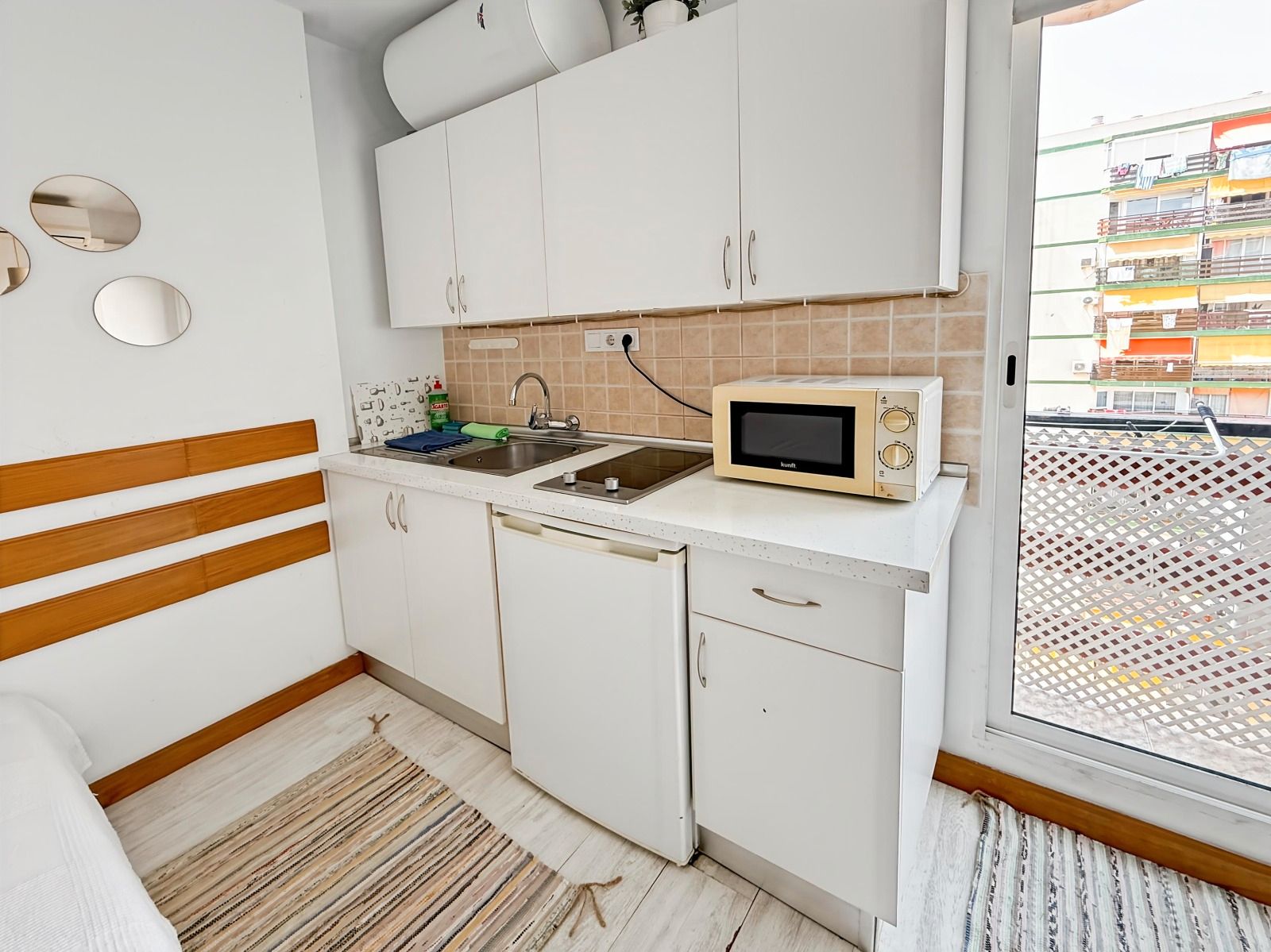Cuina de Estudi en venda en Benalmádena amb Aire condicionat, Terrassa i Moblat