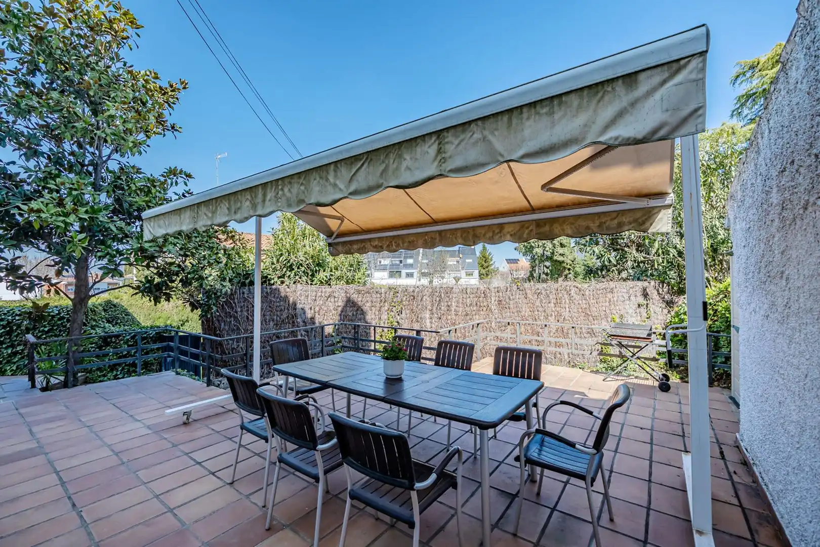 Terrassa de Casa adosada en venda en Pozuelo de Alarcón amb Aire condicionat, Calefacció i Jardí privat