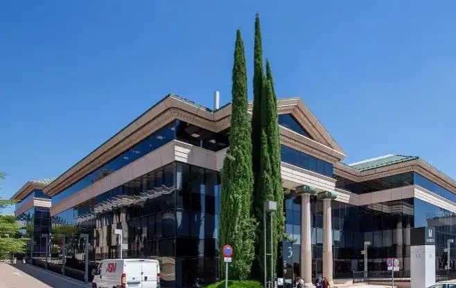 Vista exterior de Oficina de lloguer en Pozuelo de Alarcón
