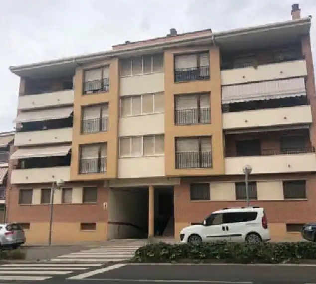 Vista exterior de Pis en venda en Monzón