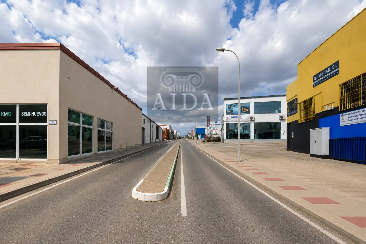 Nave industrial en venta en Estepona Pueblo