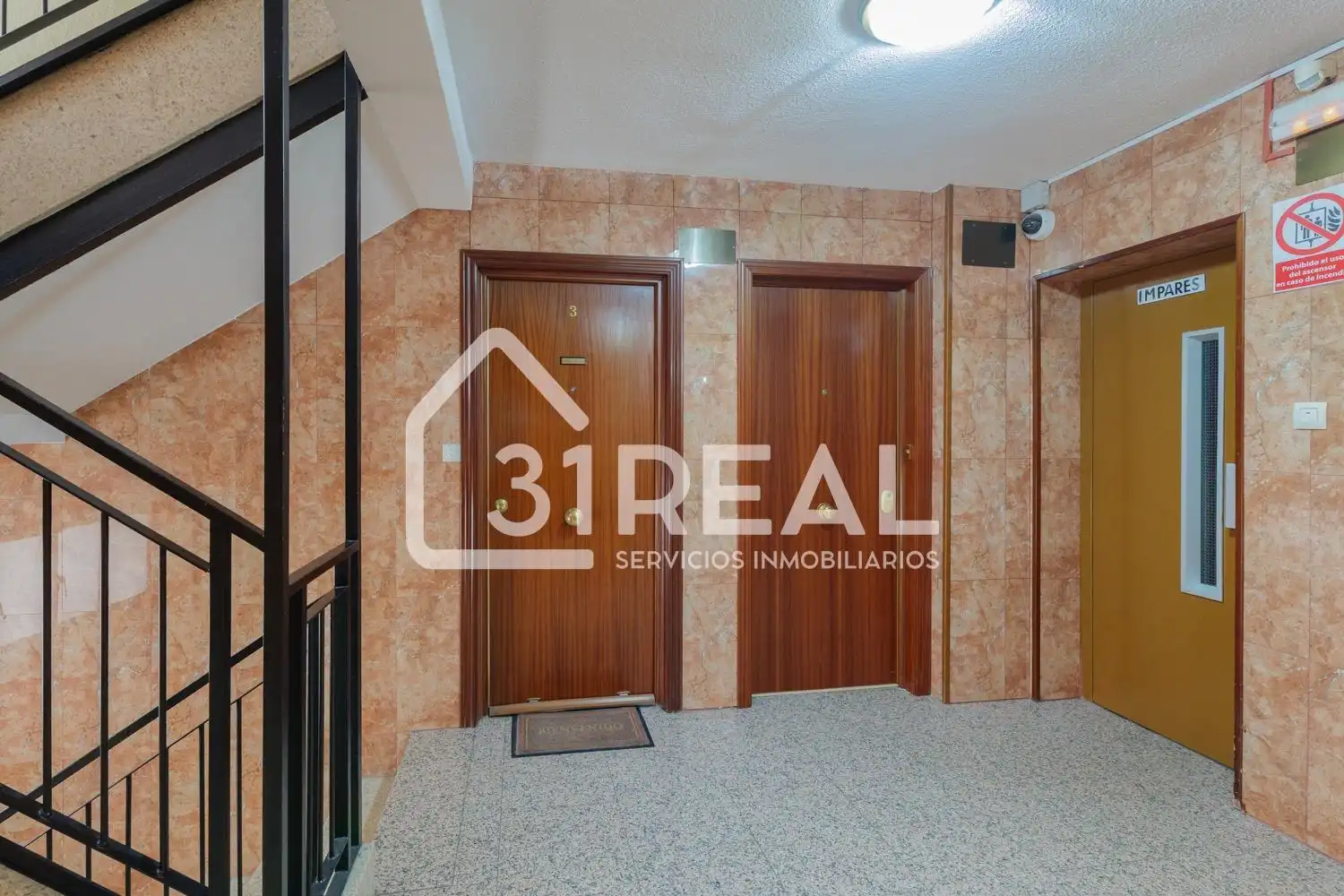 Habitación de Piso en venta en Madrid con Calefacción, Parquet y Terraza
