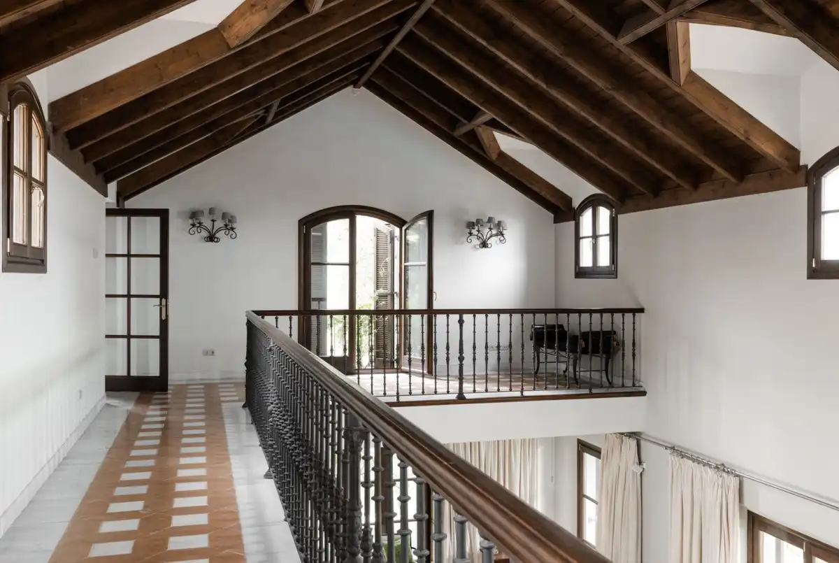 Detached homes for sale in Benahavís  with Air Conditioner, Terrace and Jacuzzi