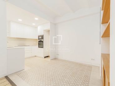 Wohnung mit Balkon zum Verkauf in Eixample