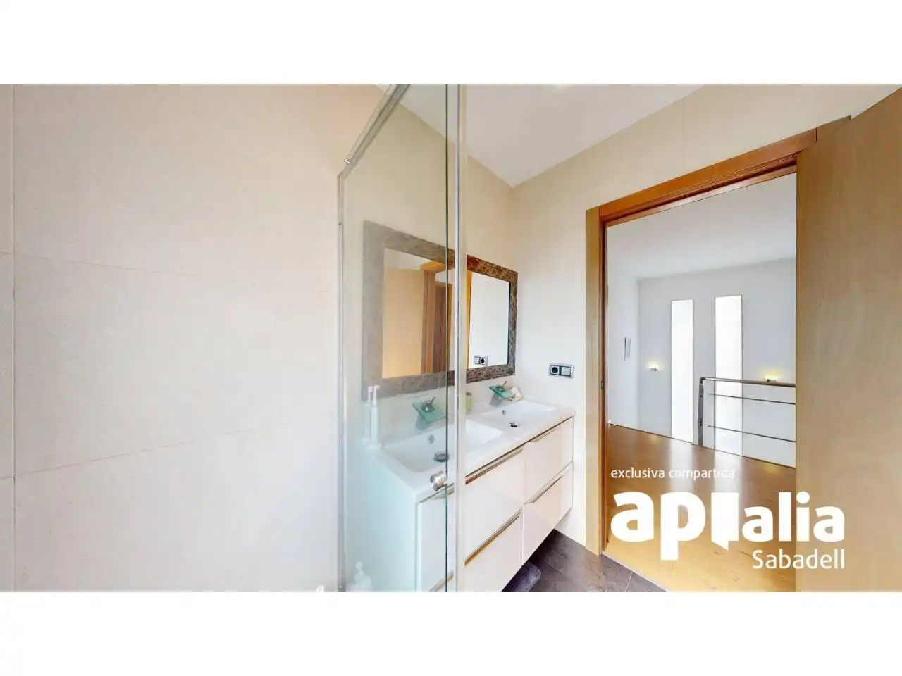Baño de Casa o chalet en venta en Barberà del Vallès con Aire acondicionado, Calefacción y Jardín privado