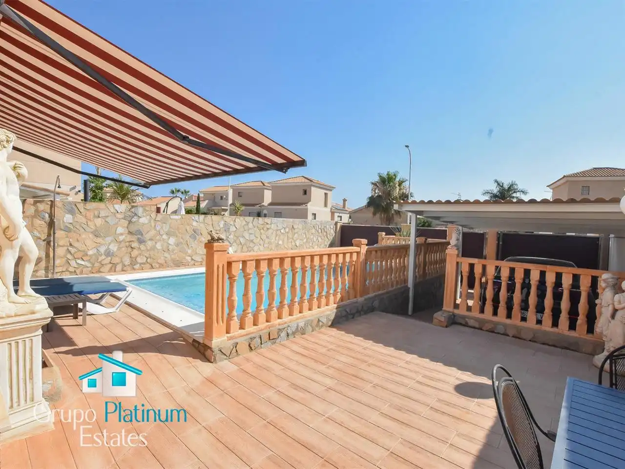 Chalet con piscina en venta en San Juan de los Terreros, imagen 4