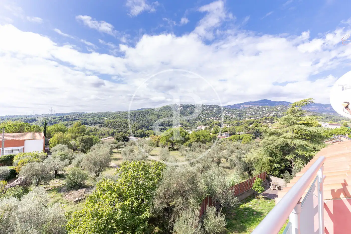 Casa amb terrassa en venda a Airesol