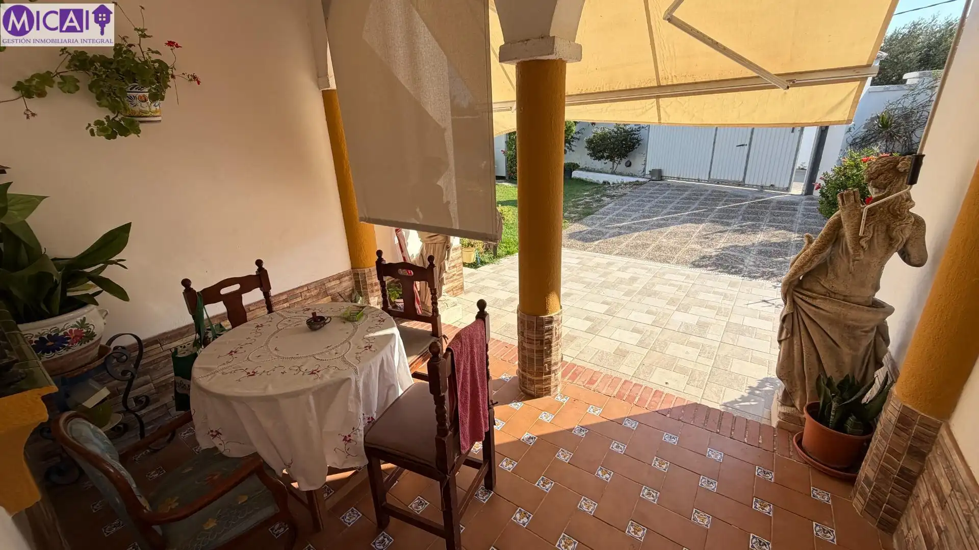 Terrassa de Casa o xalet en venda en Chiclana de la Frontera amb Jardí privat, Traster i Piscina