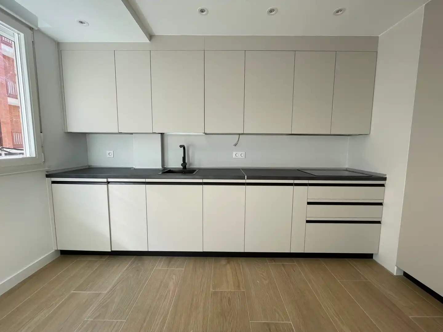 Piso con terraza en venta en Calle Navasfrías, imagen 4