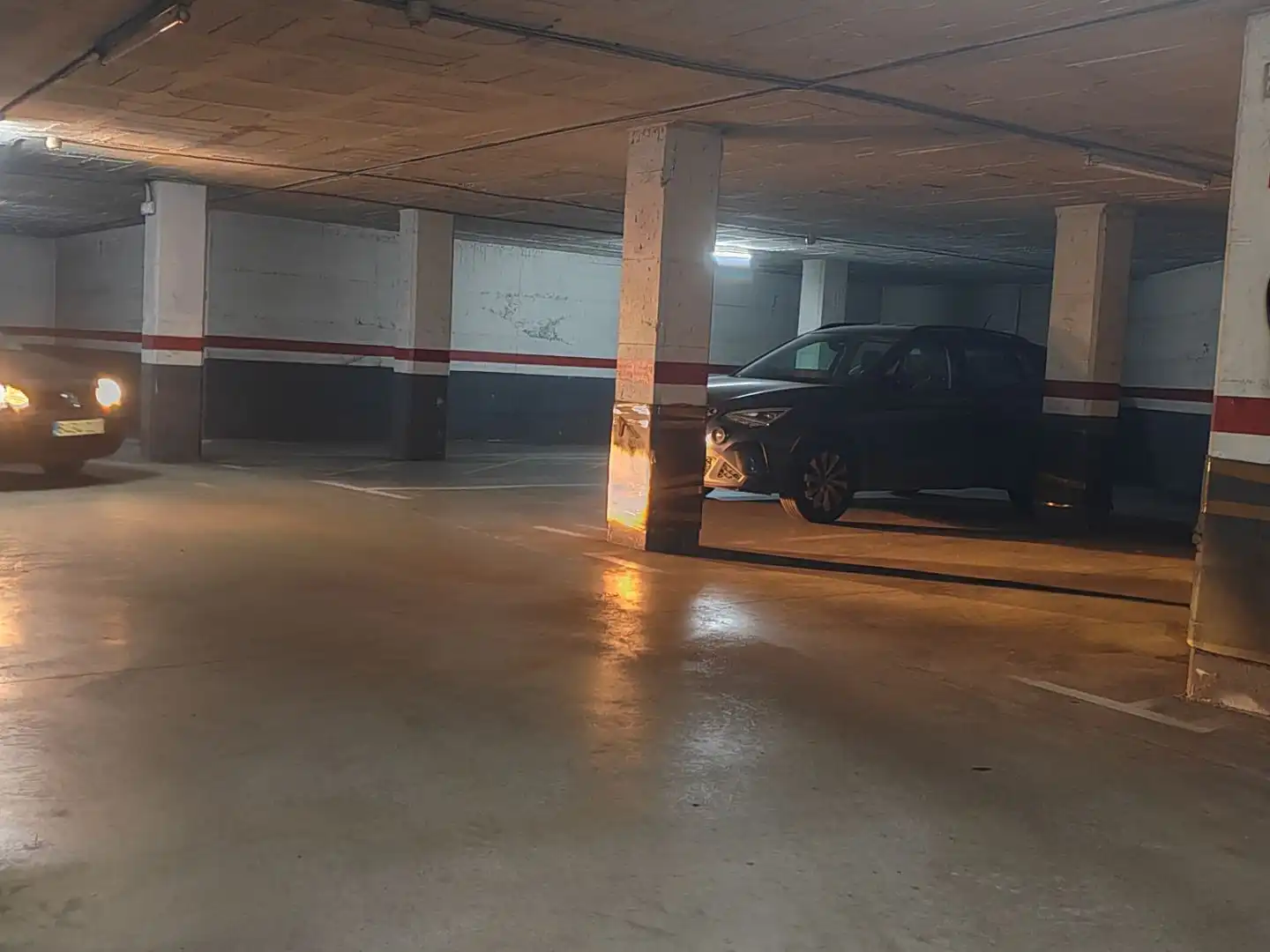 Parking de Piso en venta en Barcelona con Calefacción, Terraza y Balcón