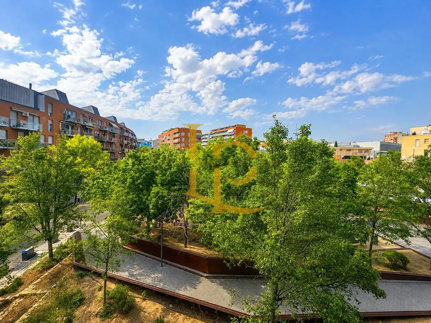 Exterior view of Flat for sale in Rubí  with Heating, Parquet flooring and Storage room
