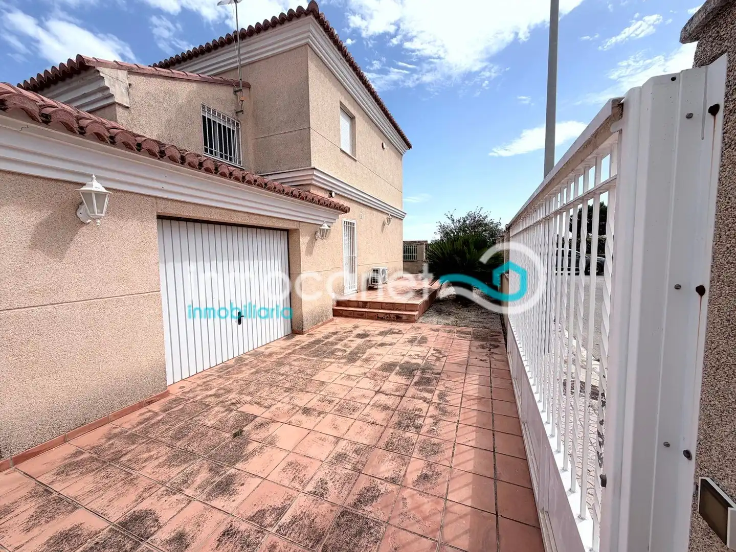 Houses for sale in Oliva, Valencia