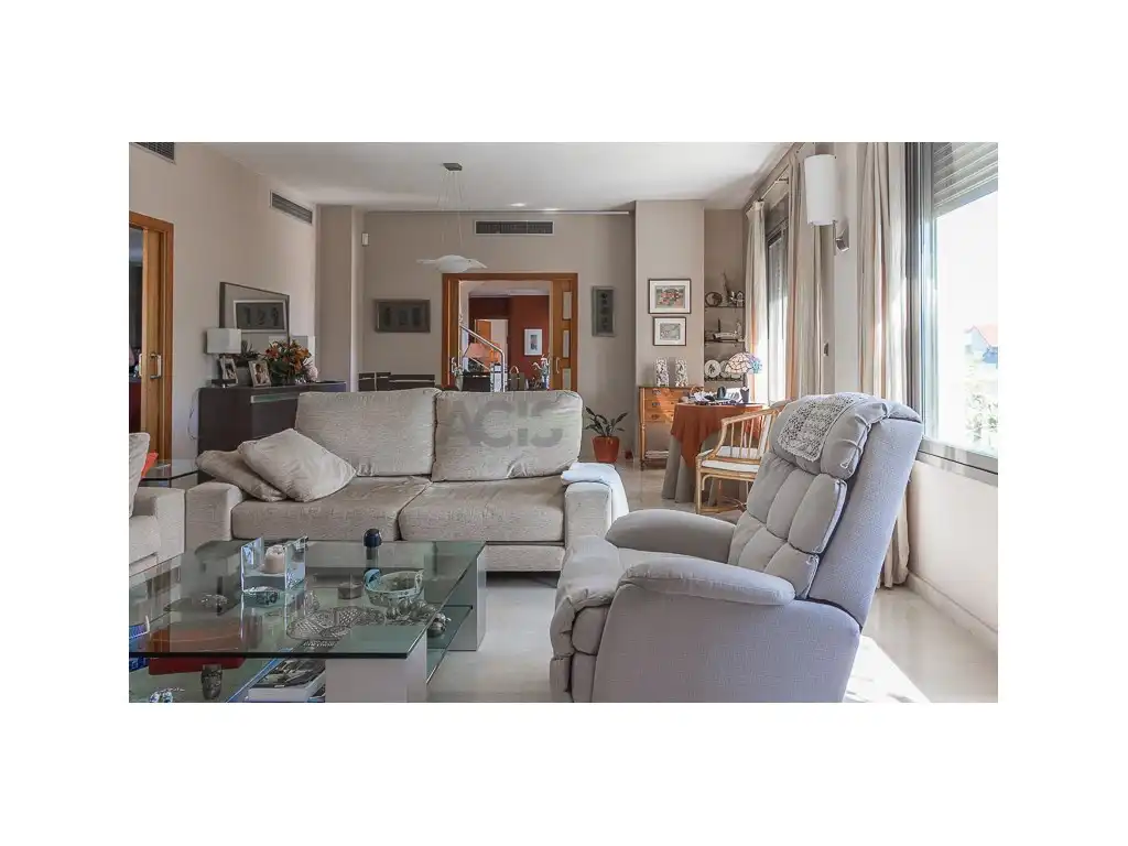 Sala de estar de Casa o chalet en venta en L'Alcúdia con Aire acondicionado, Jardín privado y Terraza