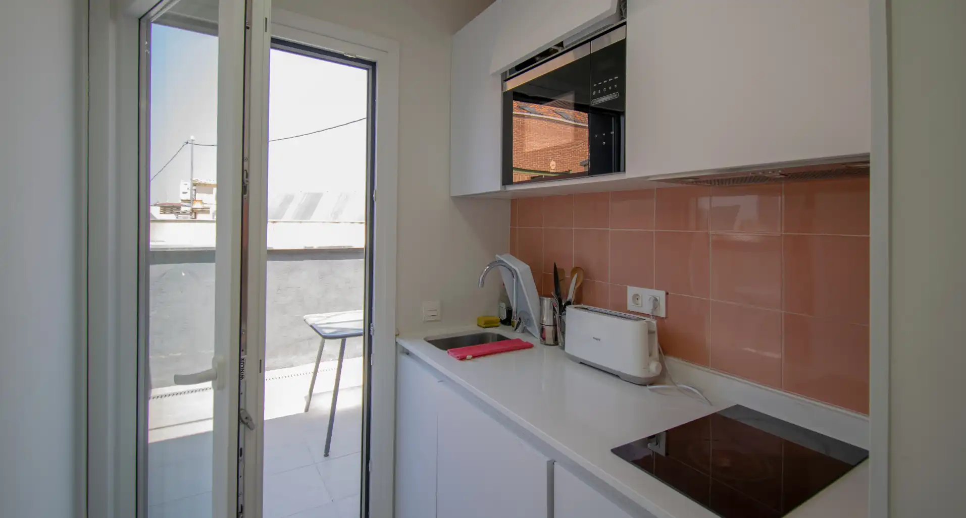 Cuina de Casa o xalet per a compartir en Madrid amb Aire condicionat, Calefacció i Terrassa
