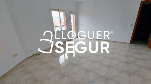 Foto 2 de Piso de alquiler en Antoni de Capmany, Sants-Badal, Barcelona Capital
