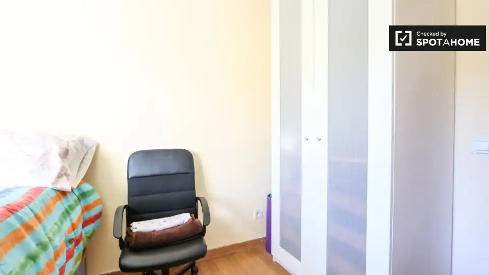 Room in Imperial