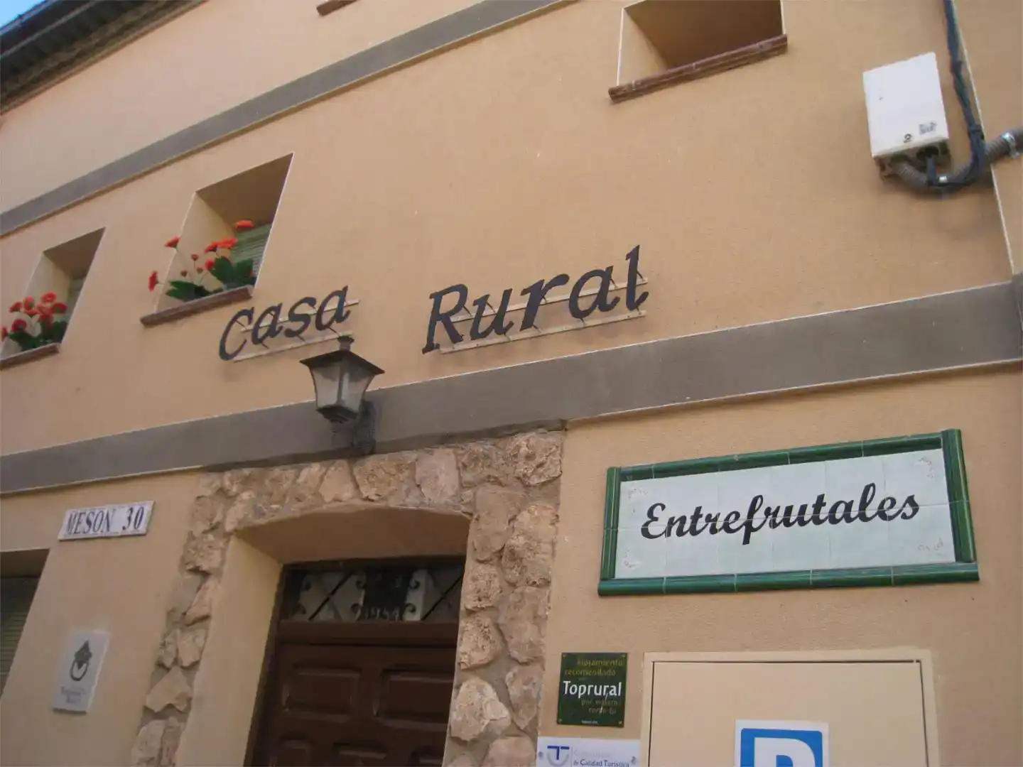 Finca rústica en venda en La Vilueña amb Aire condicionat, Piscina i Balcó