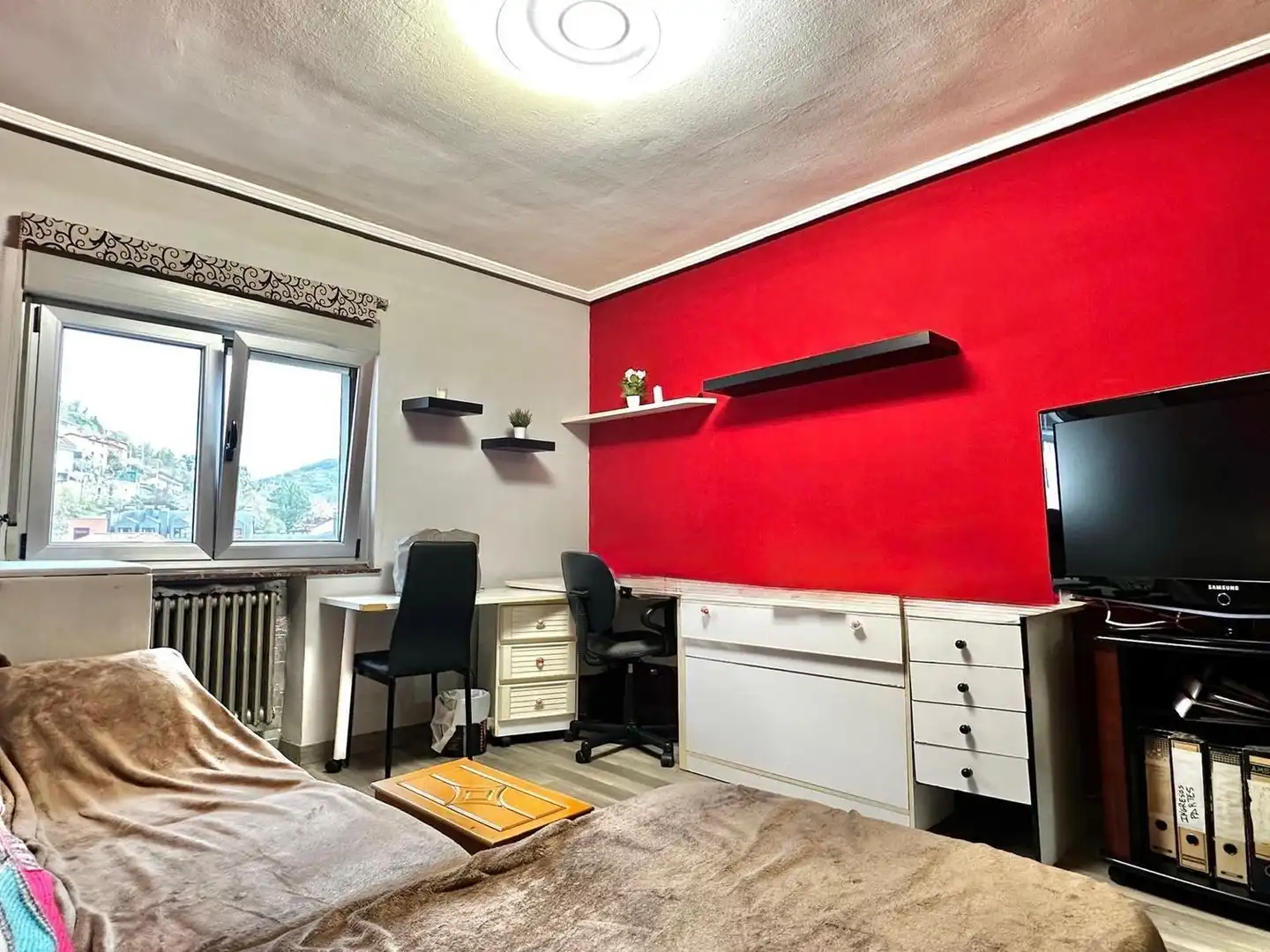 Schlafzimmer von Wohnung zum Verkauf in Mieres (Asturias) mit Heizung, Terrasse und Schwimmbad