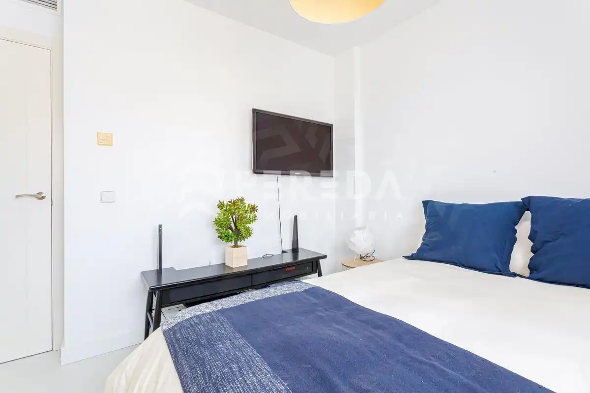 Habitación de Ático en venta en Roquetas de Mar con Aire acondicionado, Terraza y Piscina comunitaria