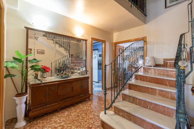Casa adosada en Venta en Calle Viejo de Charilla, 43 en Alcalá la Real