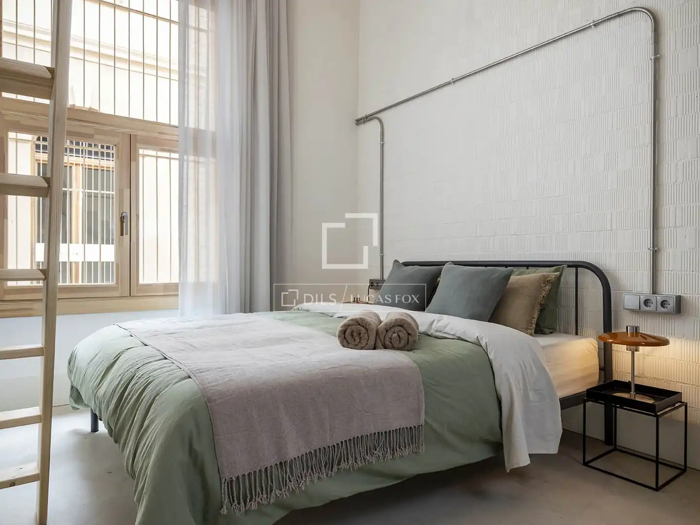 Dormitori de Loft de lloguer en Barcelona amb Aire condicionat, Calefacció i Parquet