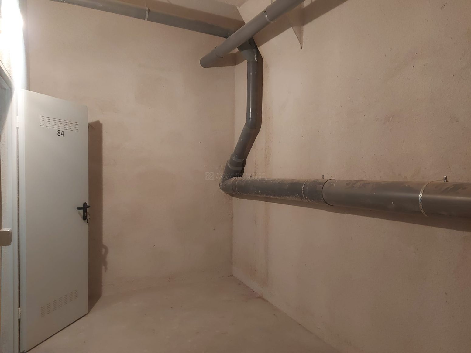 Box room for sale in  Logroño