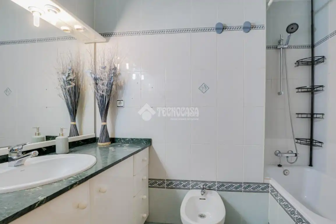 Piso con terraza en venta en La Serreta, imagen 29