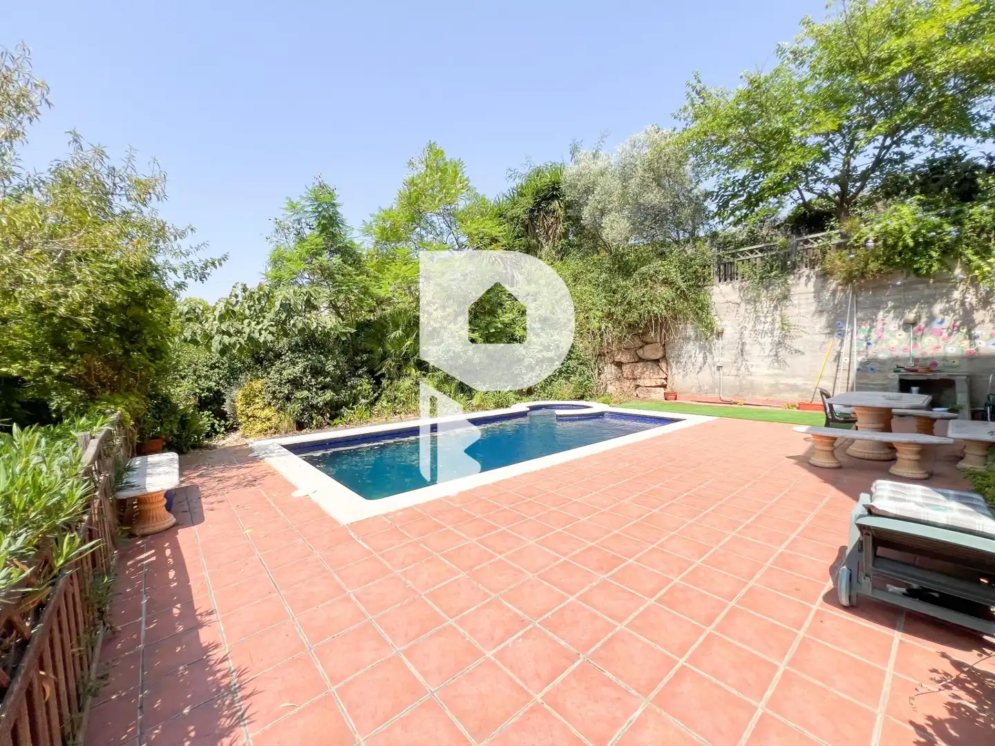 Garden of Houses for sale in Pallejà  with Heating, Private garden and Terrace
