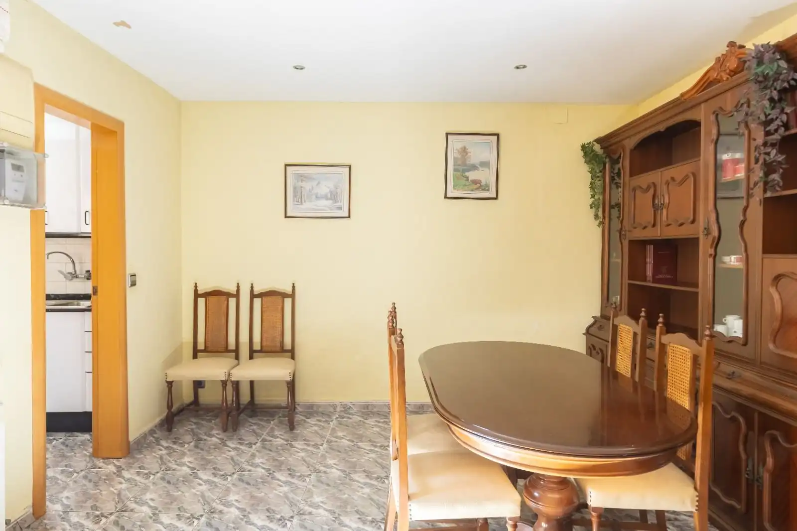 Comedor de Piso en venta en Badalona con Calefacción