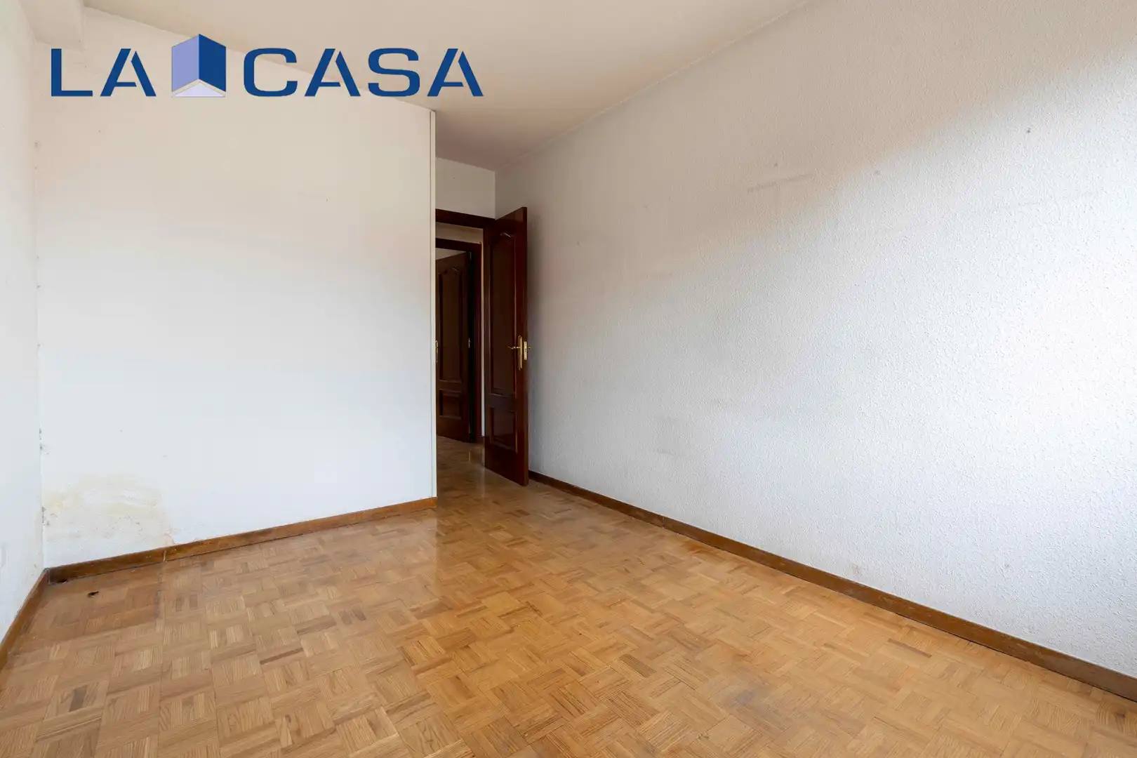 Habitación de Piso en venta en Madrid con Calefacción y Terraza
