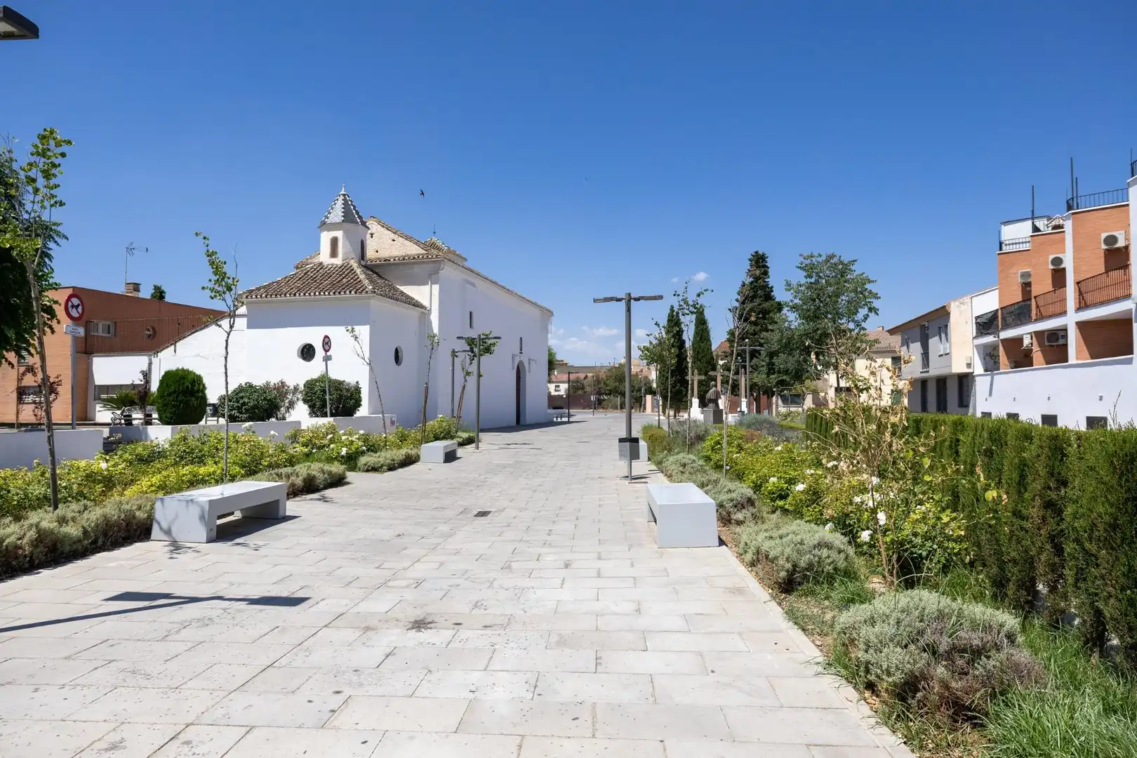 Exterior view of Flat for sale in Churriana de la Vega  with Air Conditioner, Heating and Balcony