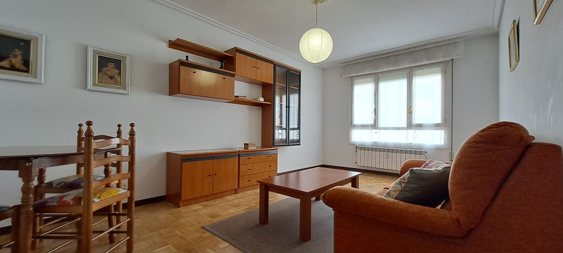Sala d'estar de Pis en venda en Vitoria - Gasteiz amb Calefacció, Terrassa i Traster